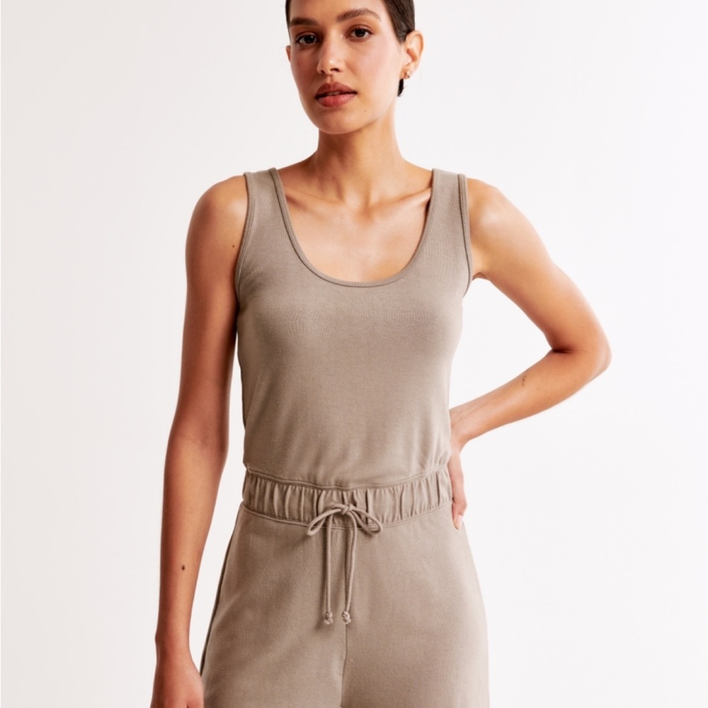 A&F Sleeveless Romper
